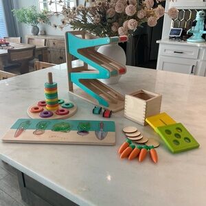 Lovevery Bundle of 4 Toys